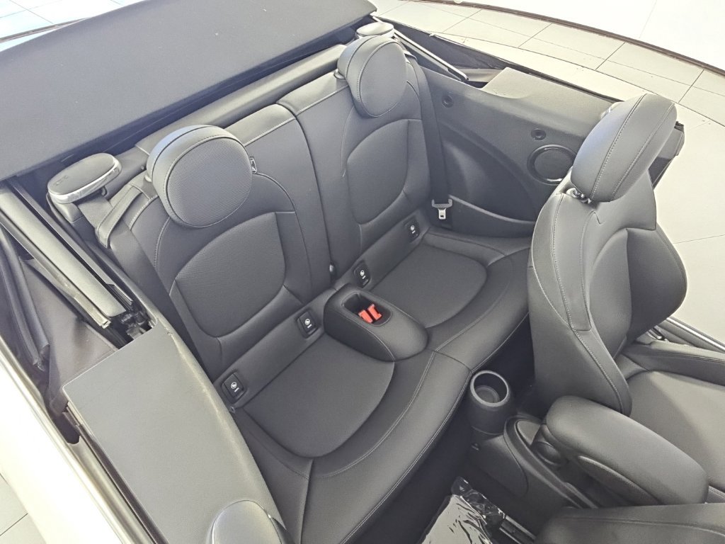 Certified 2024 MINI Cooper S FWD image 23