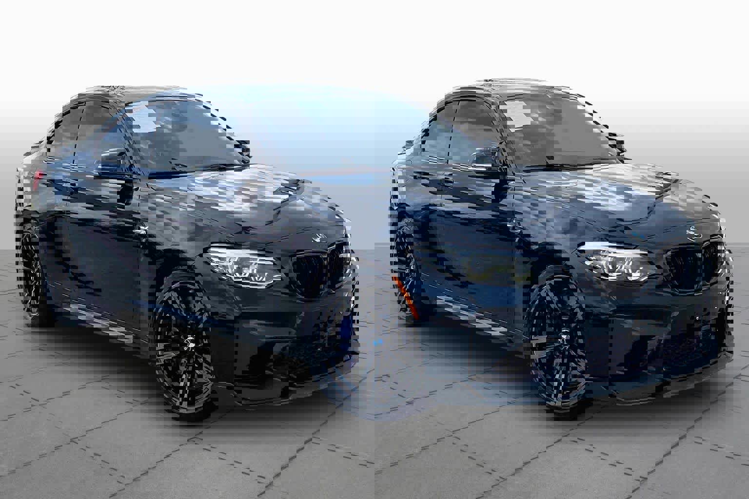 Used 2018 BMW M2 image 2