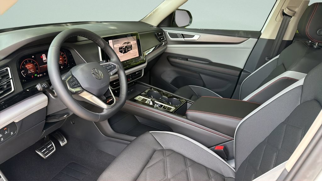 New 2026 Volkswagen Atlas Peak Edition AWD/4WD image 26