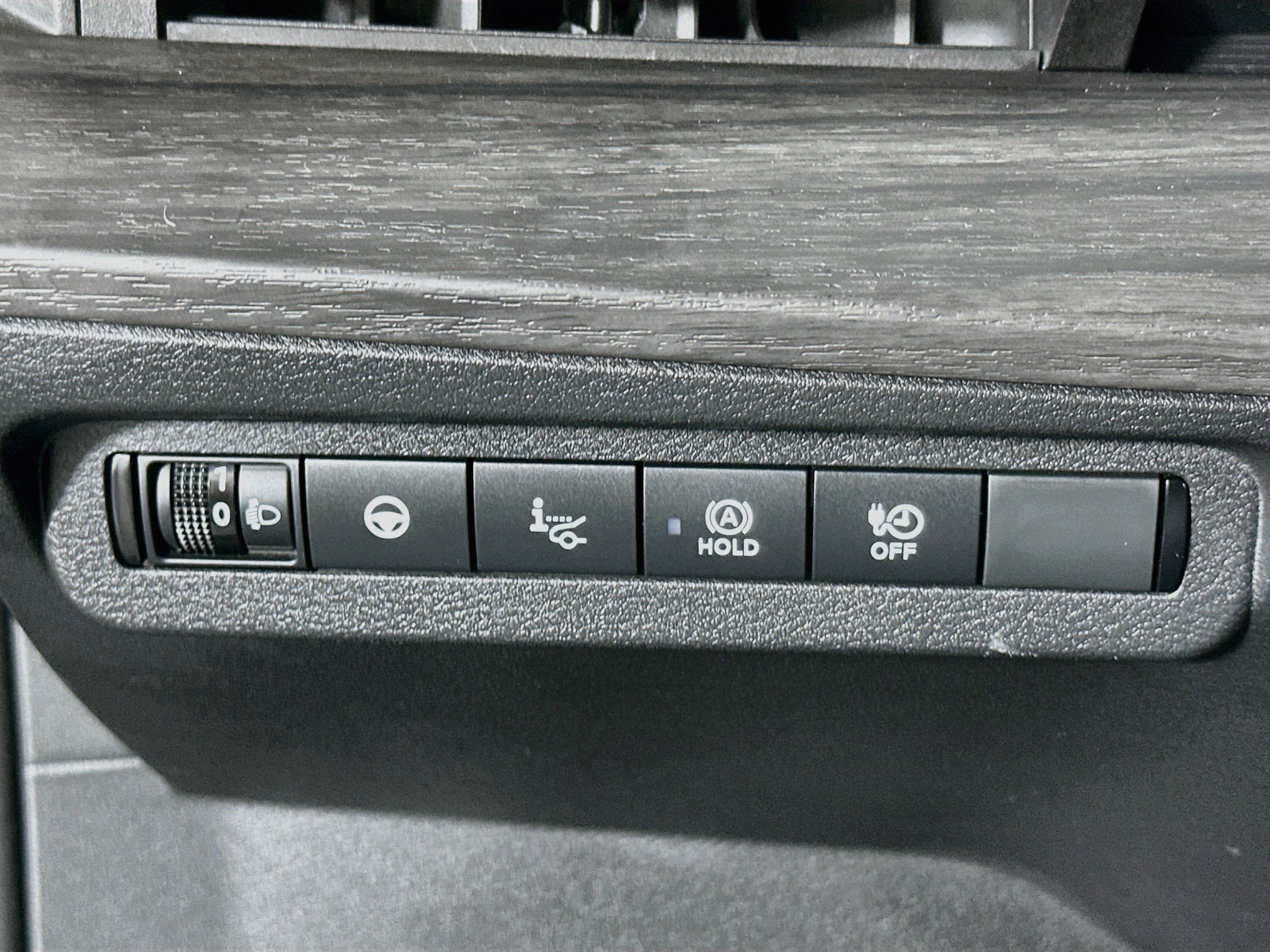 Used 2024 Nissan Ariya FWD image 17
