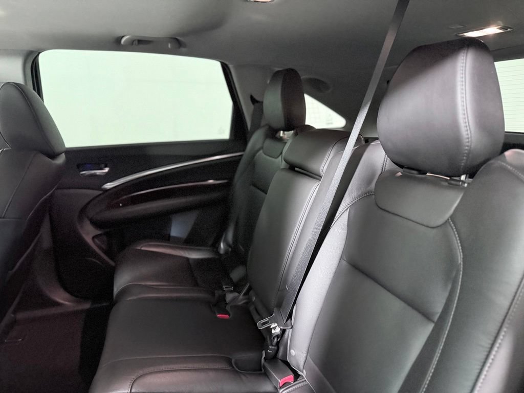 Used 2016 Acura MDX w/ Technology Package AWD/4WD image 24