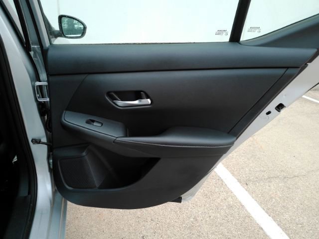 Used 2021 Nissan Sentra SV FWD image 21