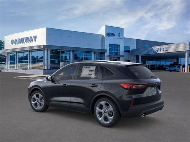 New 2025 Ford Escape ST-Line w/ Equipment Group 301A image 4
