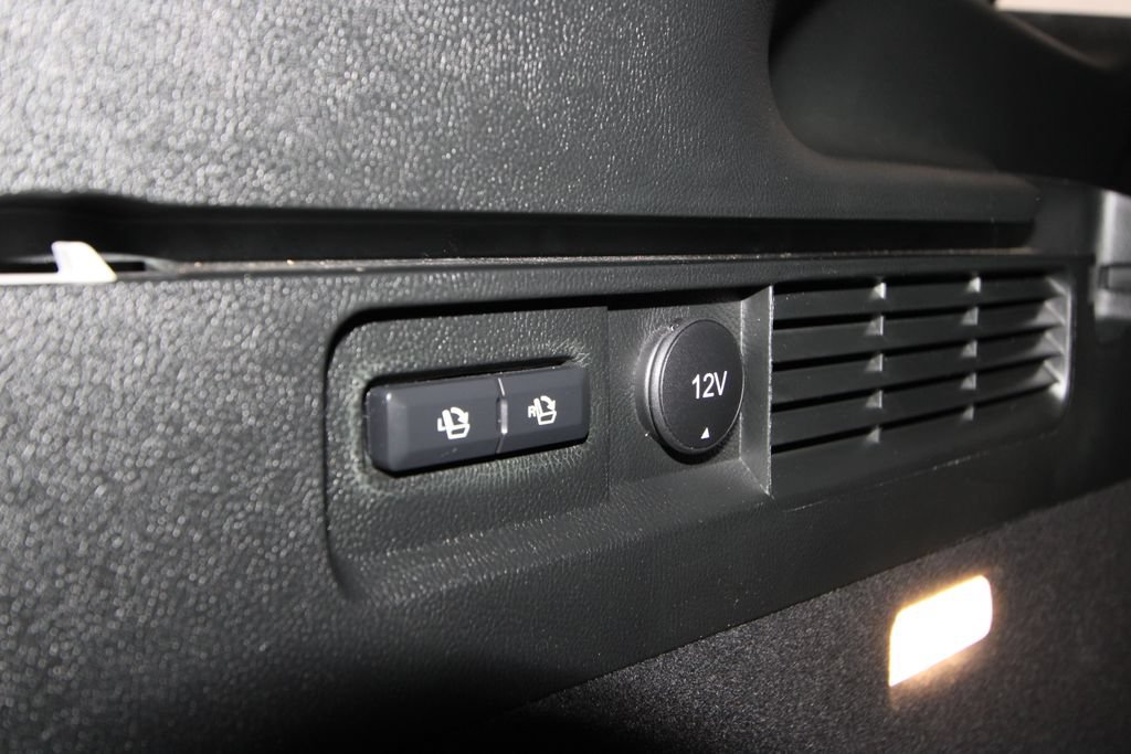 Used 2023 Lincoln Nautilus FWD image 40
