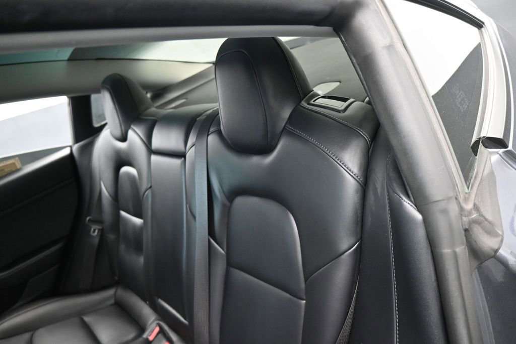 Used 2023 Tesla Model 3 Standard Range RWD image 27