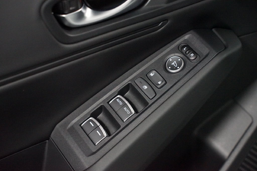 Used 2025 Honda Accord EX-L image 30