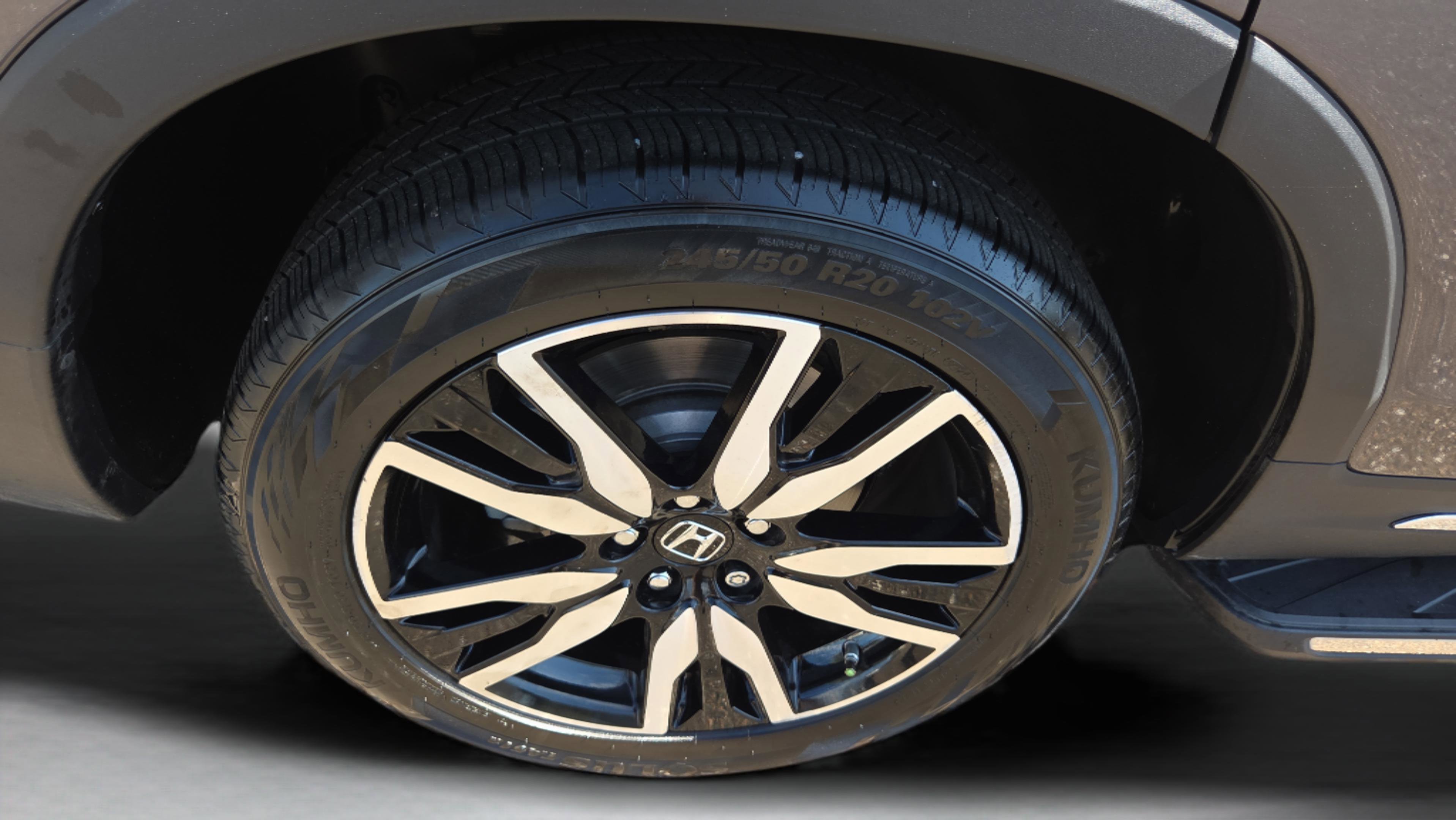 Used 2021 Honda Pilot Touring image 25