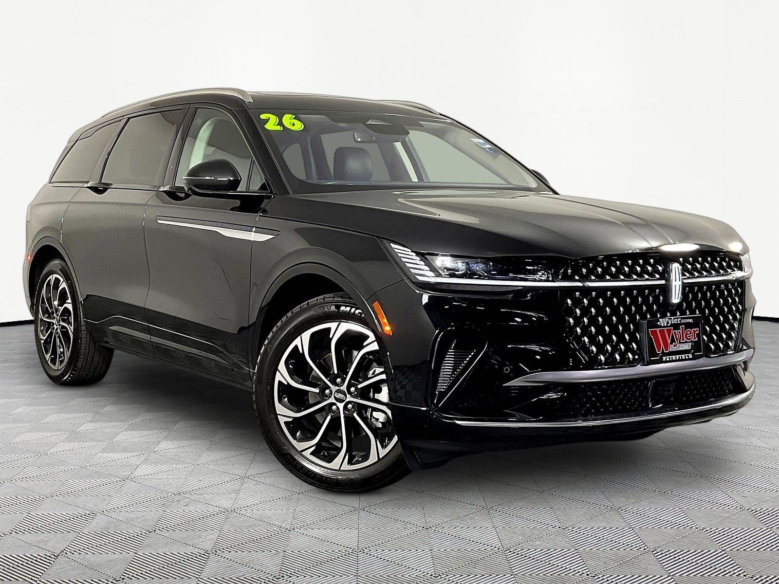 Used 2026 Lincoln Nautilus Reserve AWD/4WD image 3