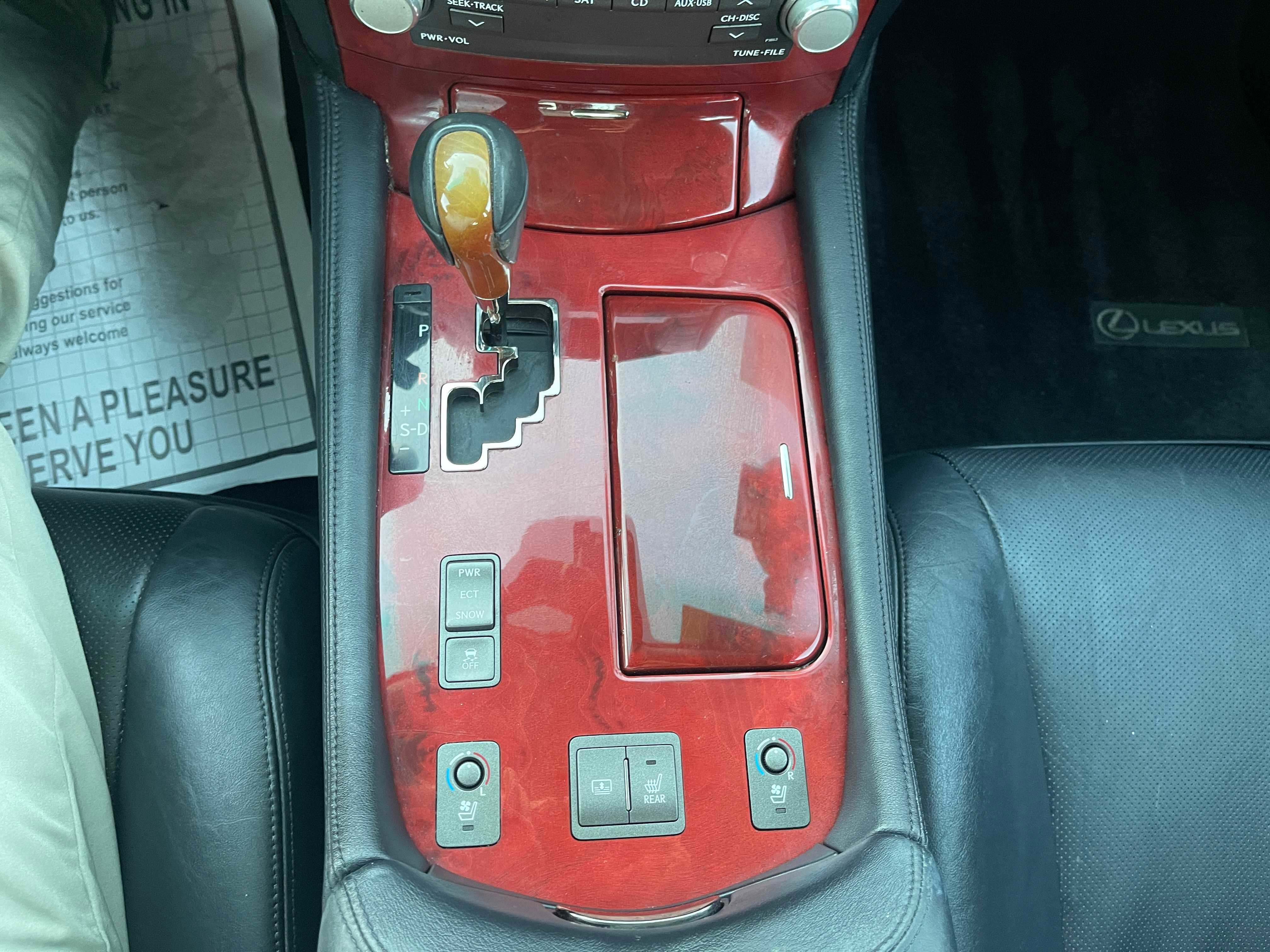 Used 2011 Lexus LS 460 w/ Comfort Pkg image 23