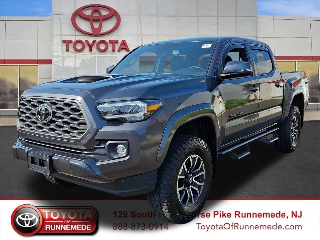 Used 2022 Toyota Tacoma TRD Sport AWD/4WD image 3