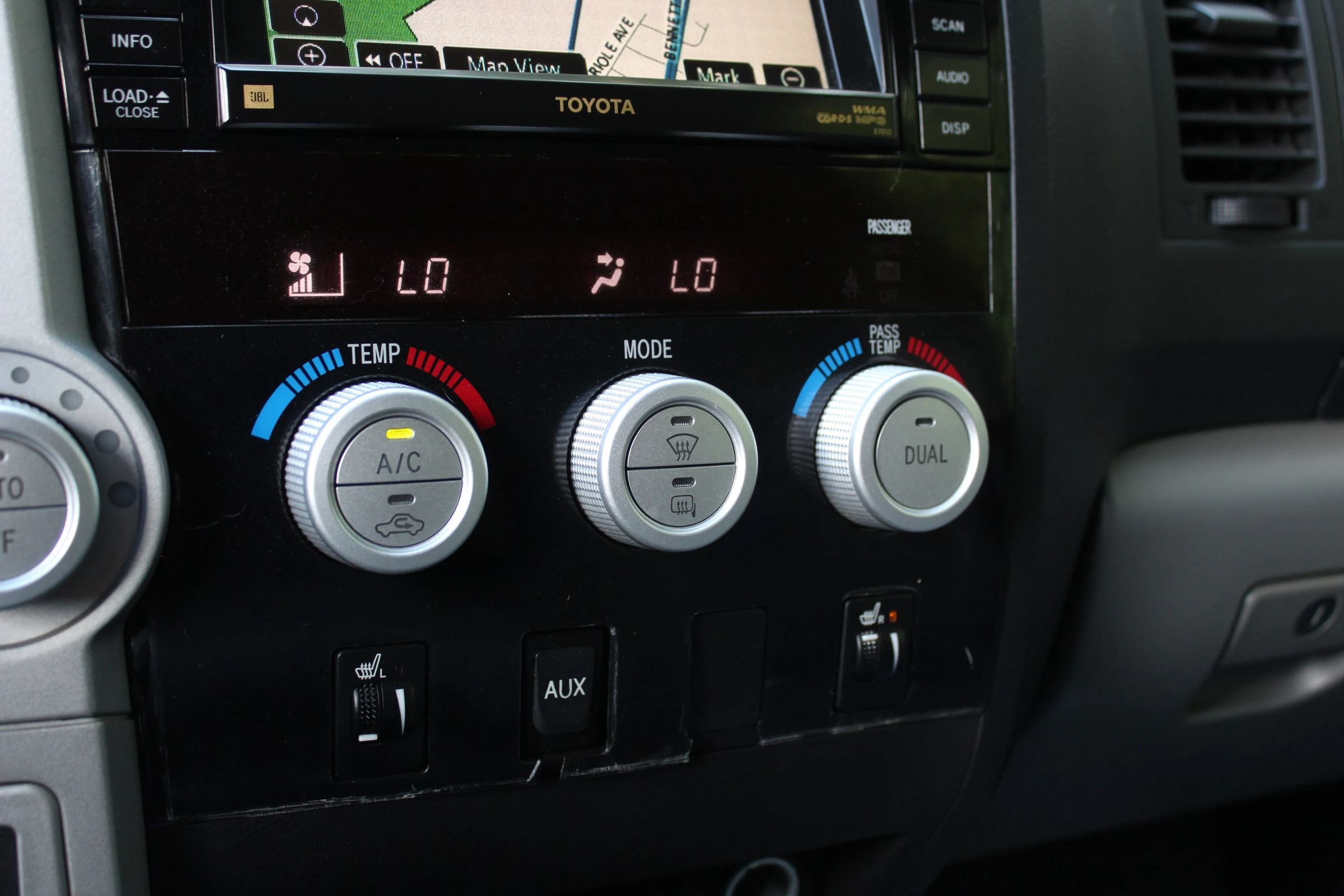 Used 2008 Toyota Tundra Limited AWD/4WD image 23