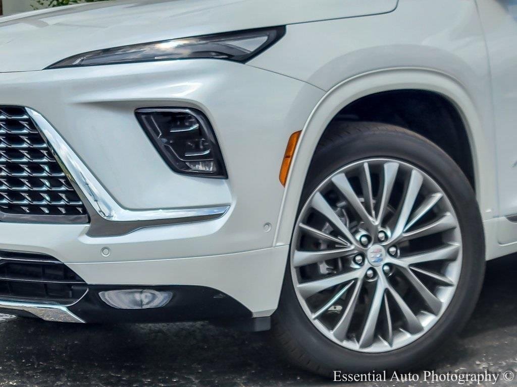 Used 2025 Buick Enclave Avenir w/ Super Cruise Package image 4