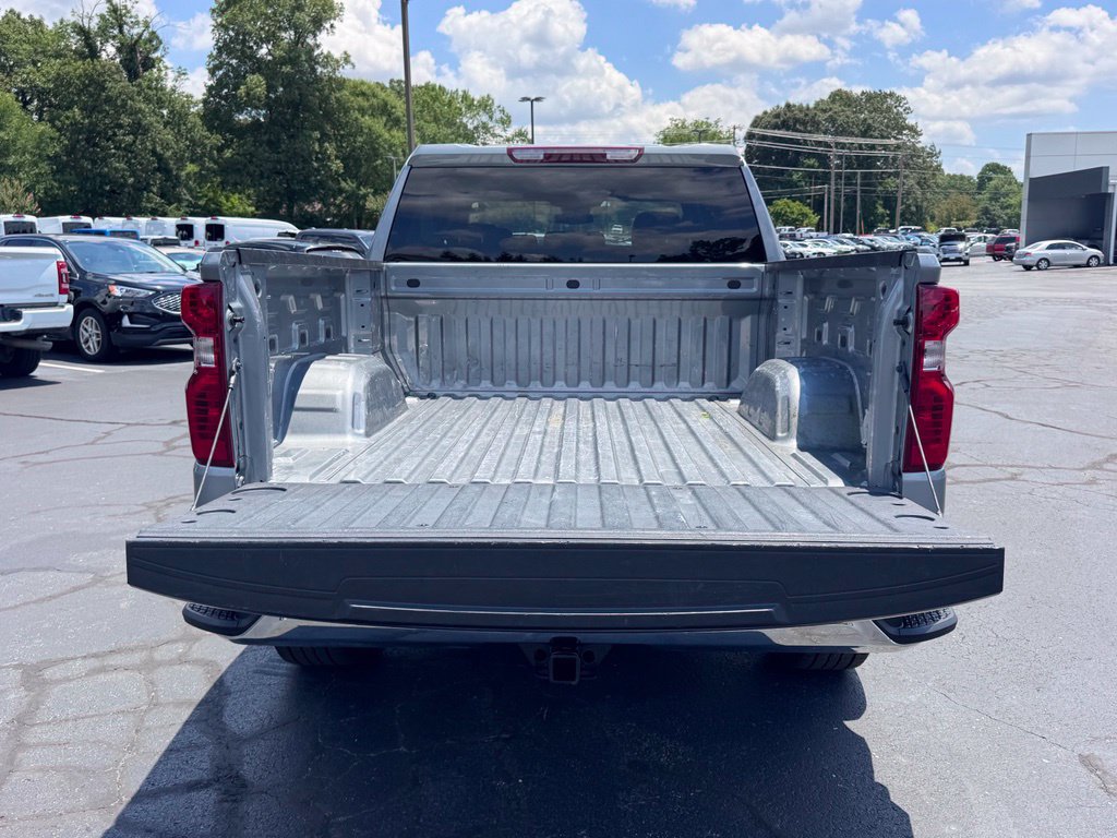 Used 2024 Chevrolet Silverado 1500 LT AWD/4WD image 37