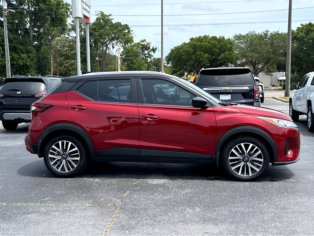 Used 2023 Nissan Kicks SV FWD image 25