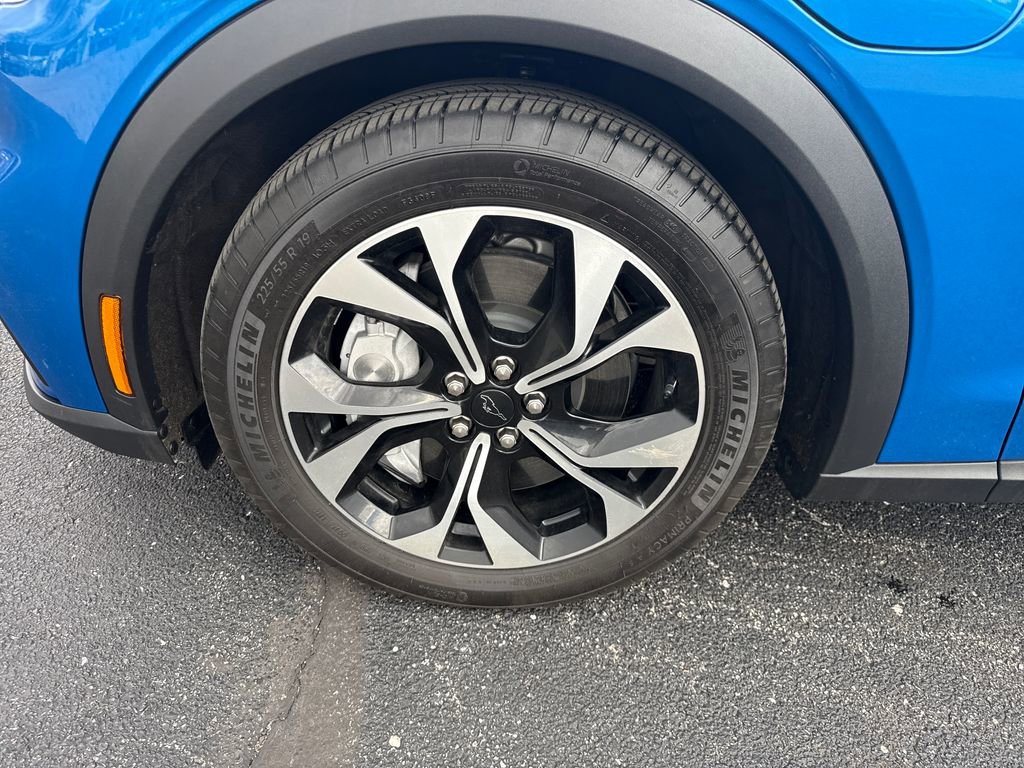 Used 2025 Ford Mustang Mach-E Select w/ Comfort Package Lite image 18