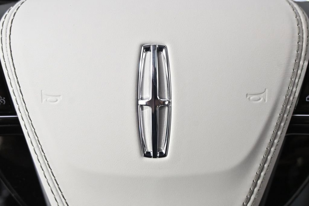 New 2026 Lincoln Aviator Reserve image 36