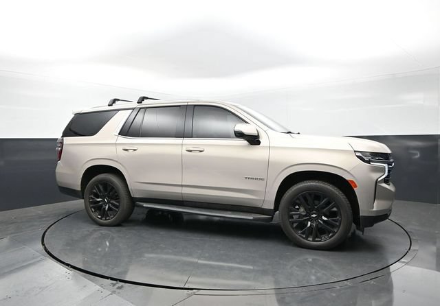 Used 2022 Chevrolet Tahoe LT w/ LT Signature Package AWD/4WD image 6
