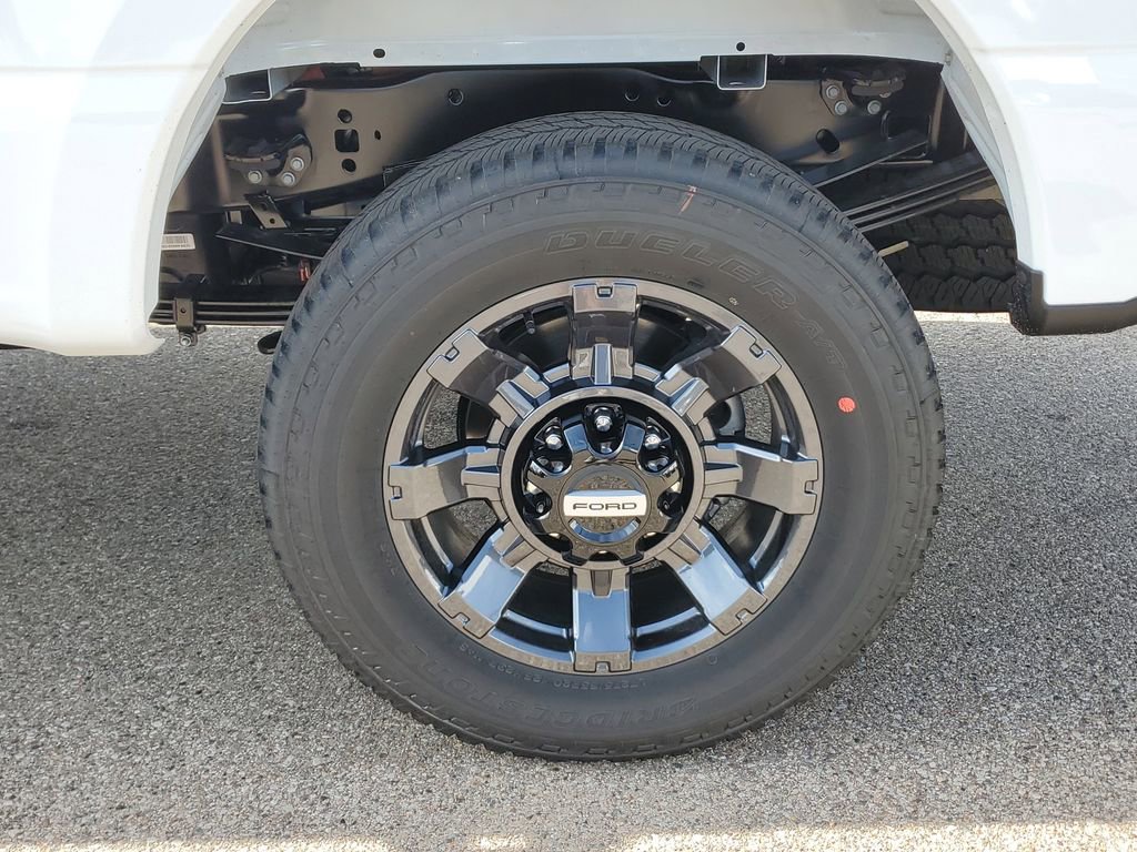 New 2026 Ford F350 4x4 Crew Cab Super Duty image 5