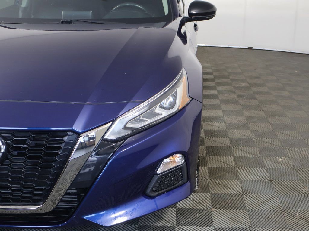 Used 2022 Nissan Altima 2.0 SR image 13