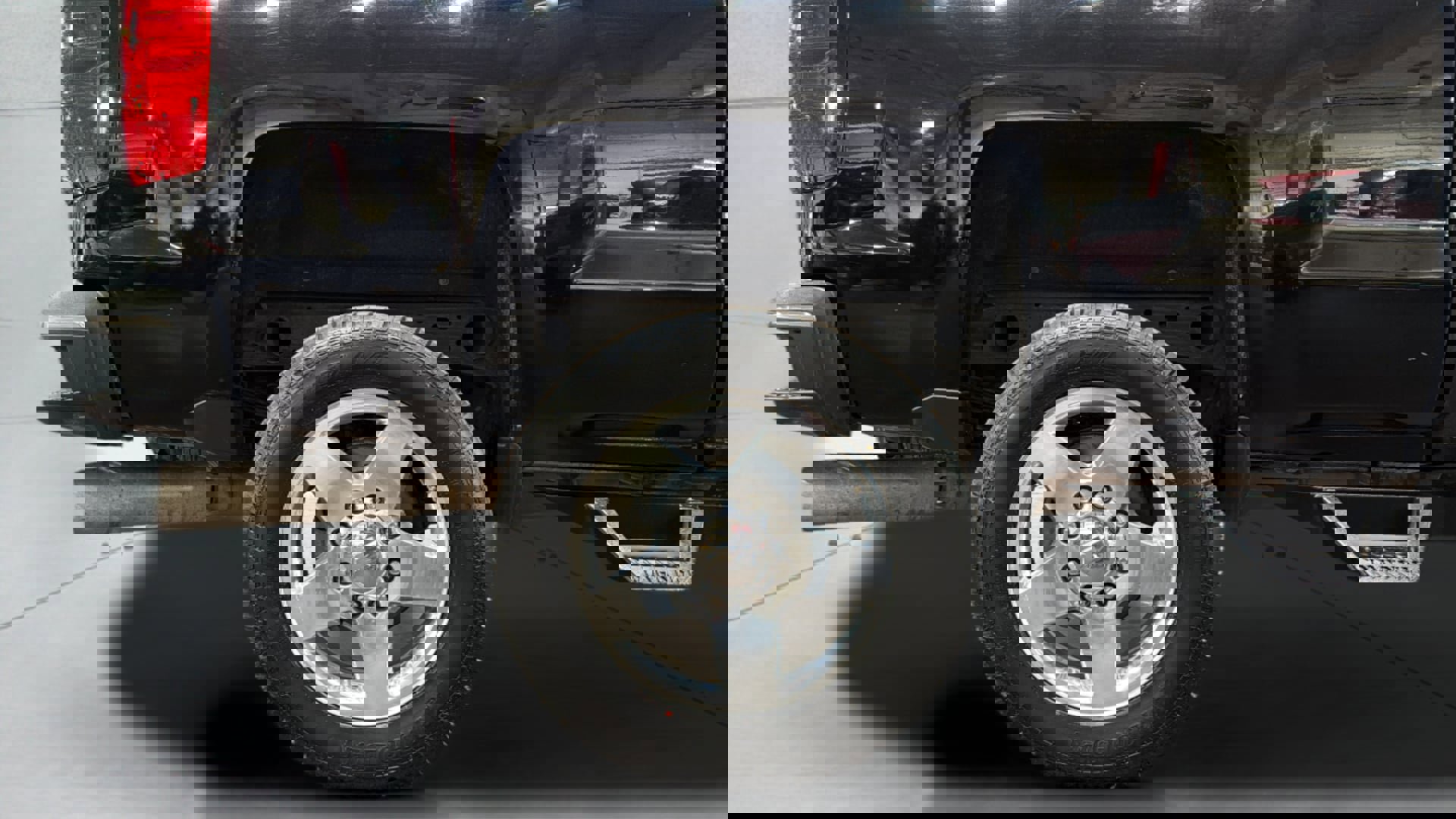 Used 2015 Chevrolet Silverado 2500 LTZ w/ Duramax Plus Package AWD/4WD image 35