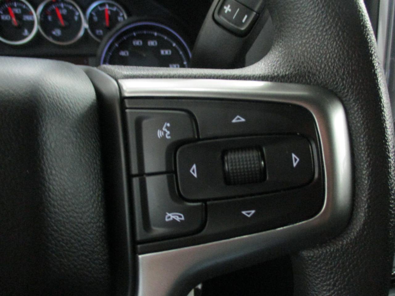 Used 2021 Chevrolet Silverado 1500 Custom w/ Safety Confidence Package AWD/4WD image 22