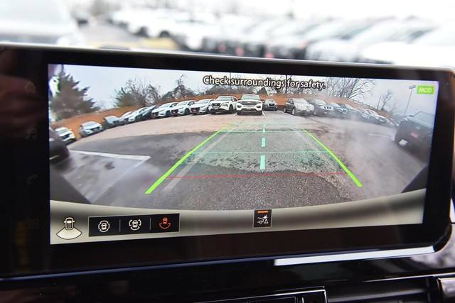 New 2026 Nissan Pathfinder Platinum image 16