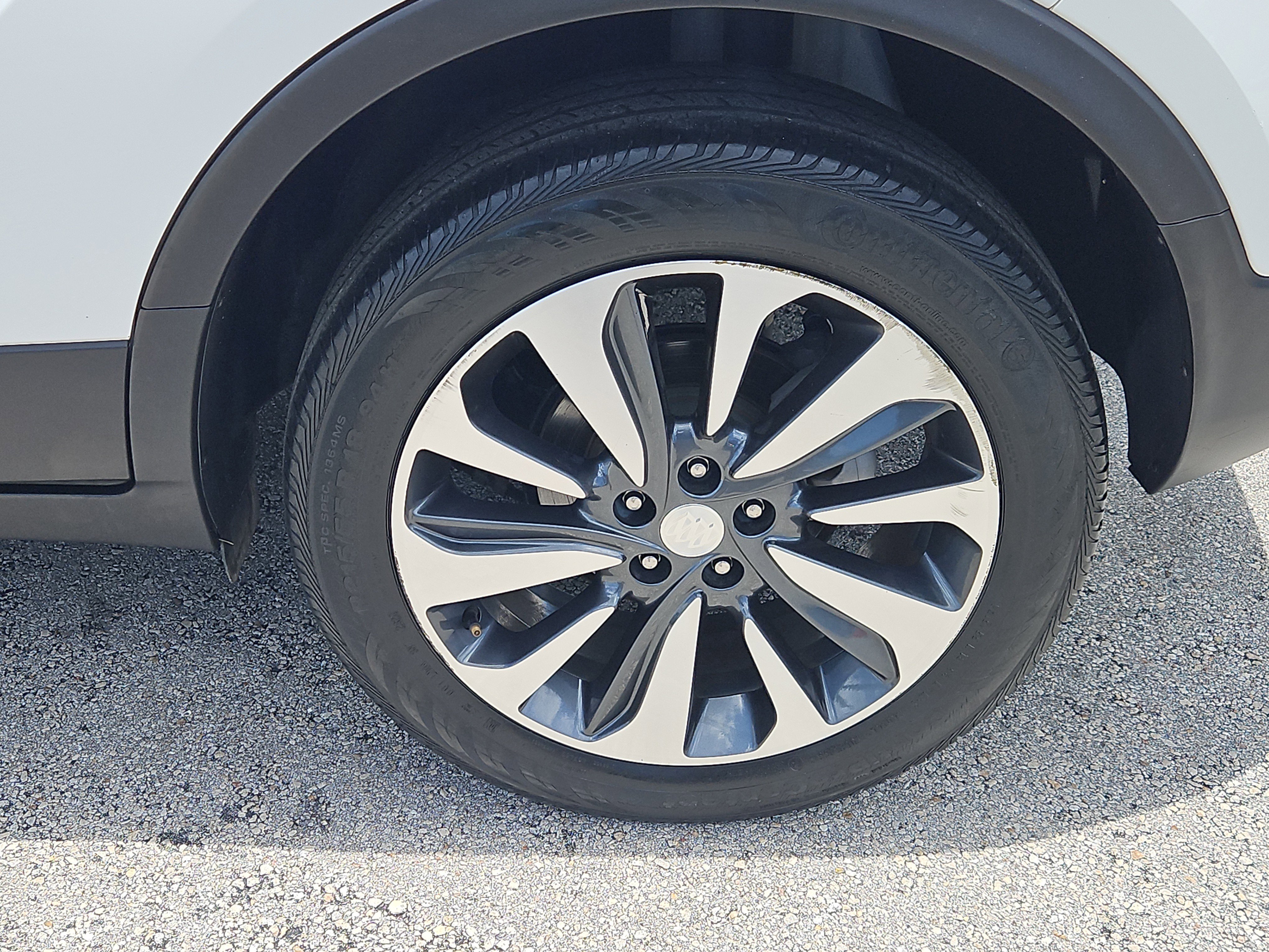 Used 2021 Buick Encore Preferred w/ Safety Package image 27