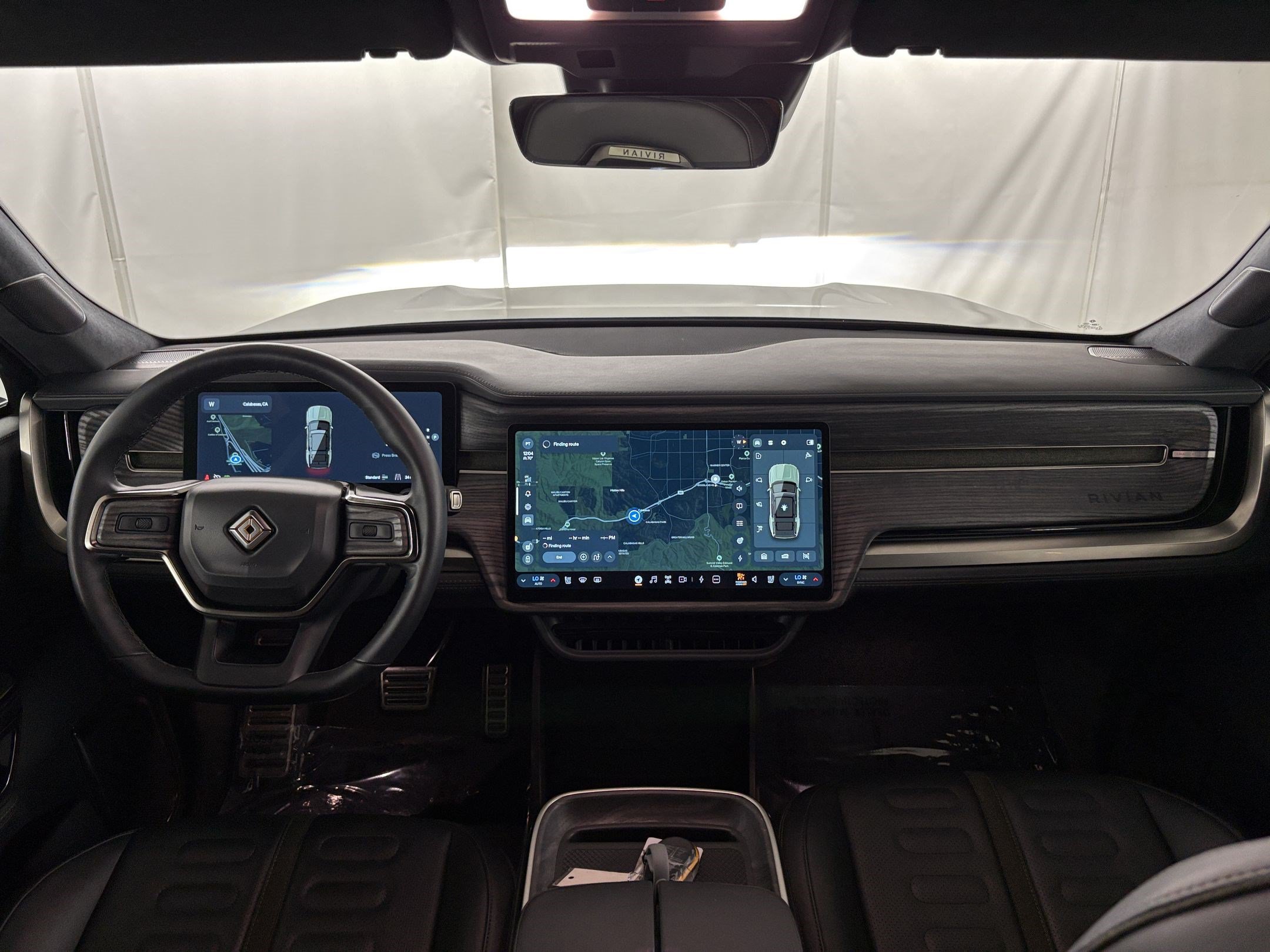 Used 2022 Rivian R1S Launch Edition Quad AWD/4WD image 16