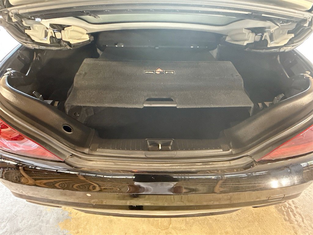 Used 2013 Mercedes-Benz SL 550 w/ Premium Pkg image 26