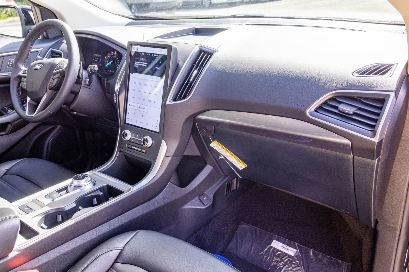 New 2024 Ford Edge SEL w/ Convenience Package image 34