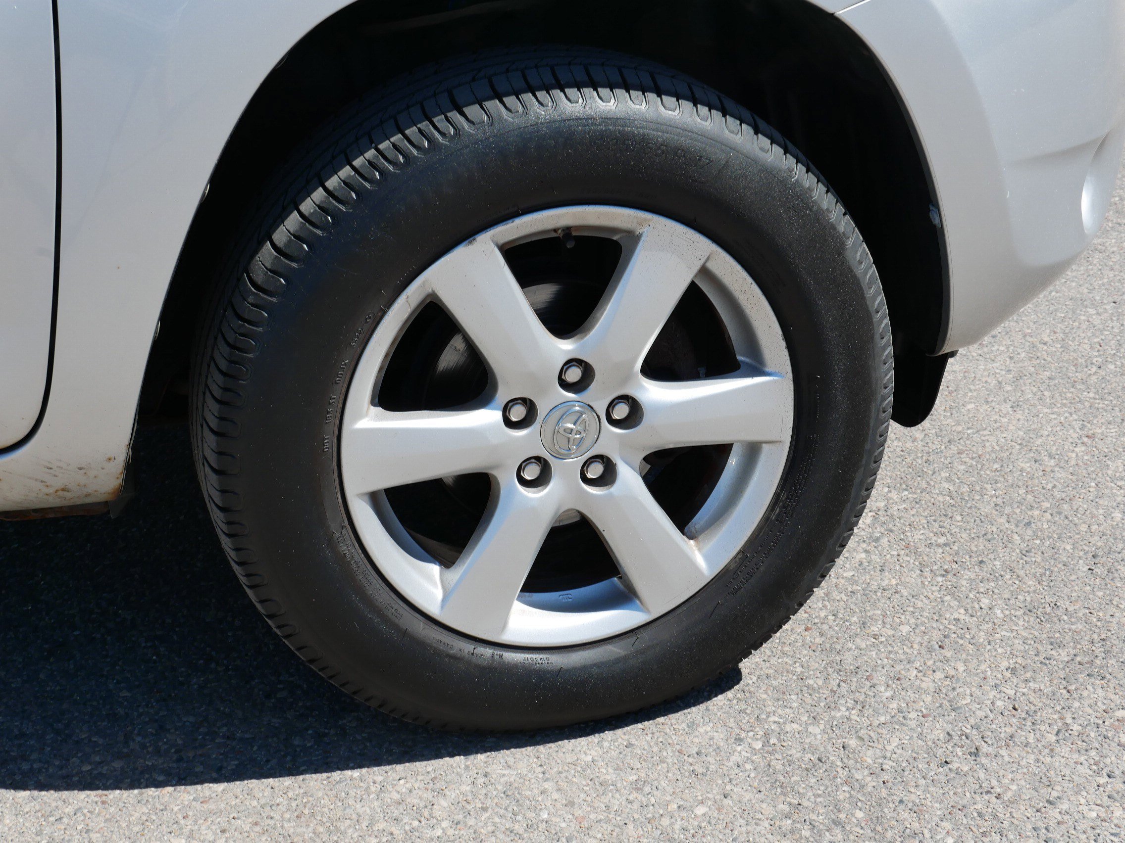 Used 2008 Toyota RAV4 Limited image 15