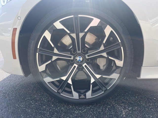 New 2025 BMW 330i xDrive Sedan w/ Premium Package AWD/4WD image 8