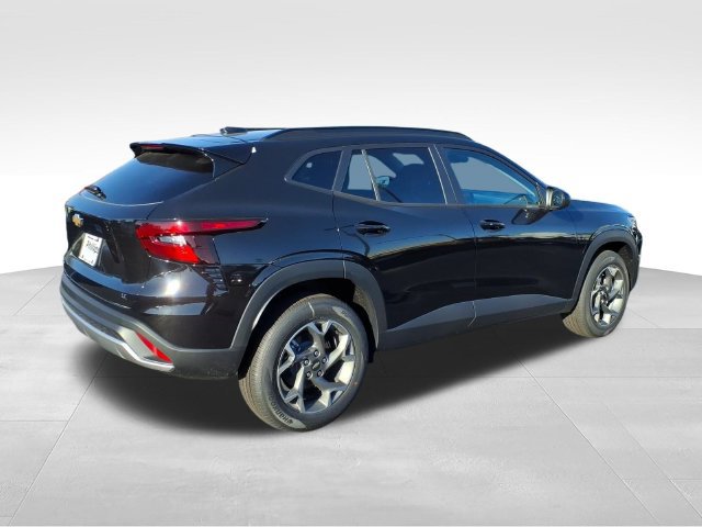 New 2026 Chevrolet Trax LT w/ Sunroof Package FWD image 3