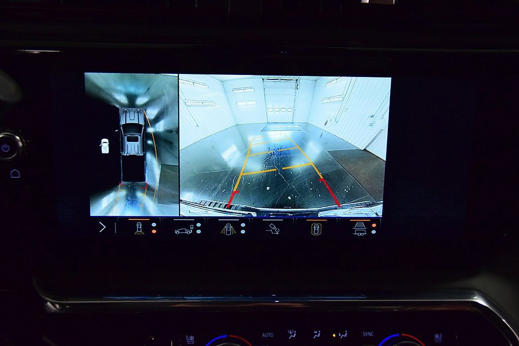 Used 2025 GMC Sierra 2500 Denali Ultimate w/ Snow Plow Prep/Camper Package image 27