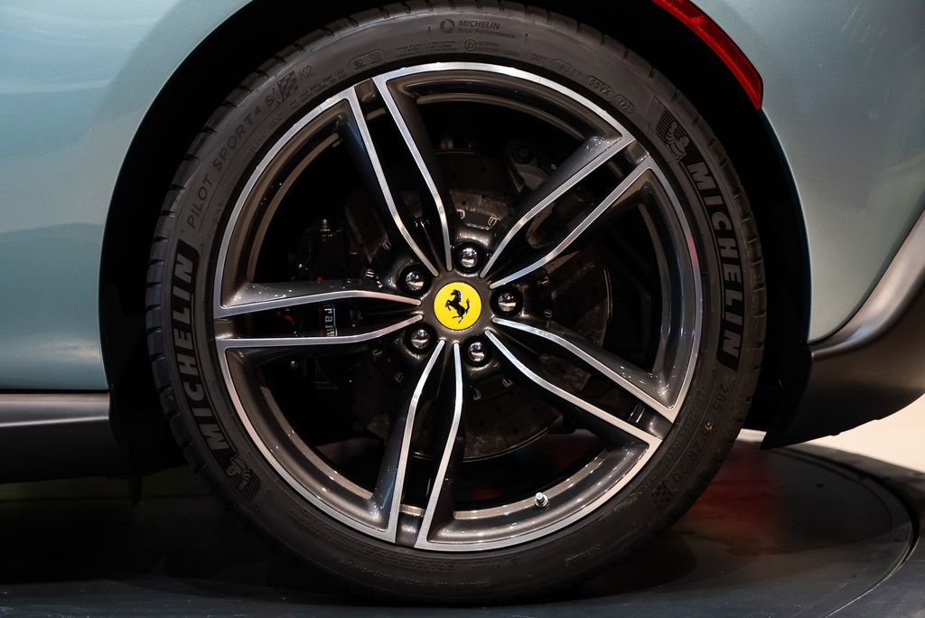 Used 2024 Ferrari Roma Spider image 14