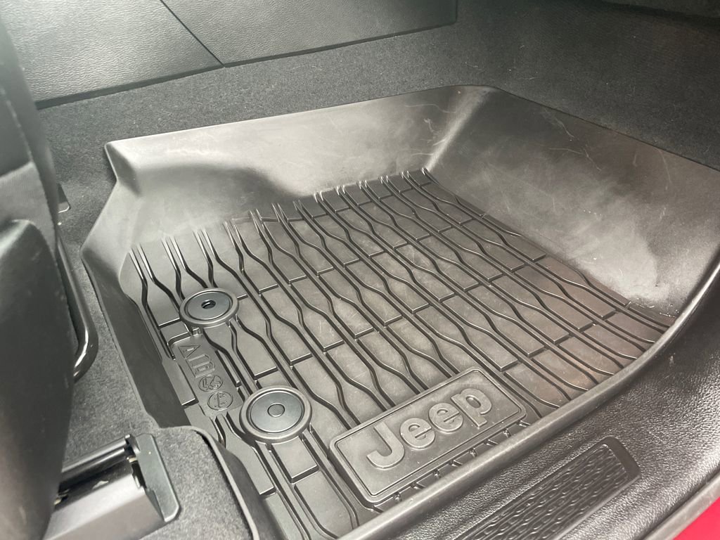 Used 2025 Jeep Grand Cherokee L Altitude w/ Trailer Tow Package image 51