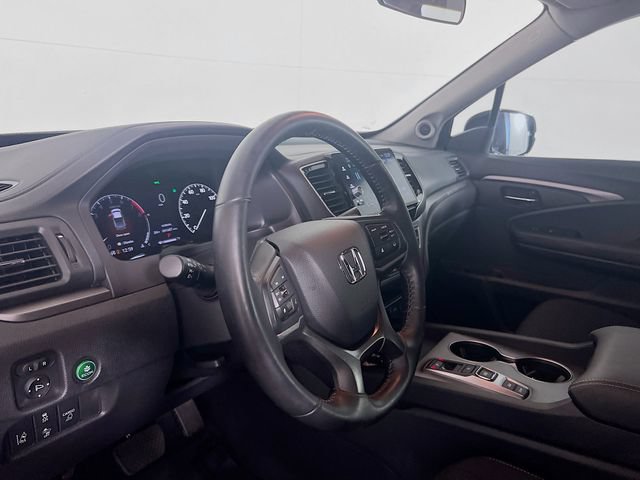 Used 2024 Honda Ridgeline Sport image 11