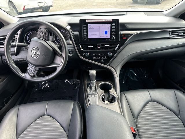 Used 2024 Toyota Camry SE w/ Convenience Package image 18