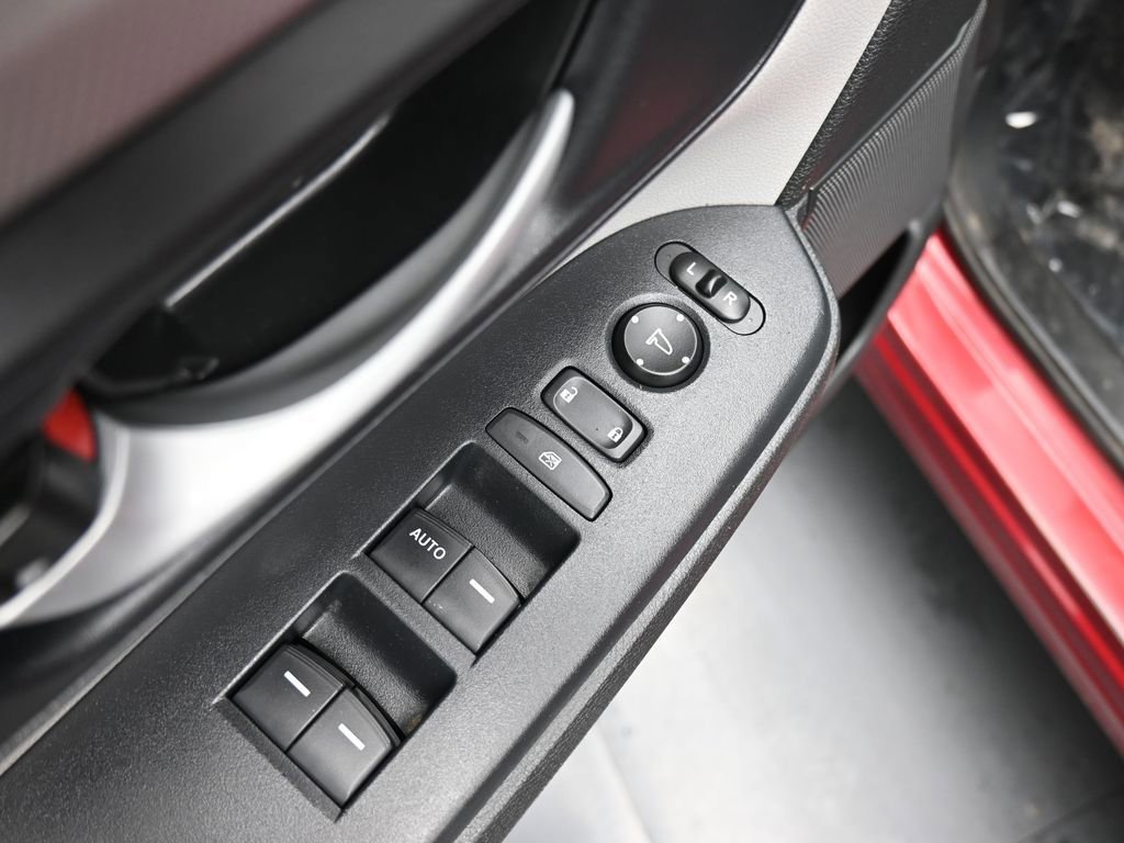 Used 2020 Honda CR-V LX image 17