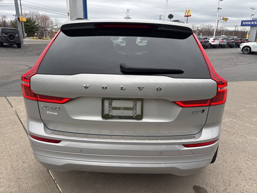 Certified 2023 Volvo XC60 B5 Core w/ Climate Package AWD/4WD image 7