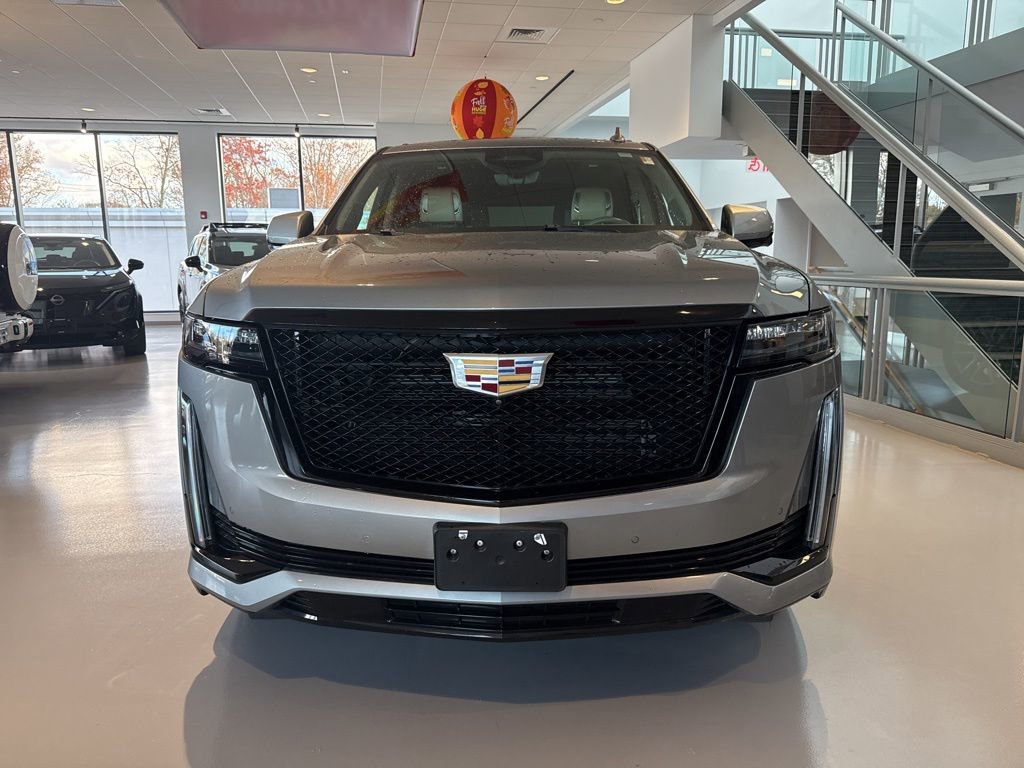 Used 2023 Cadillac Escalade Sport Platinum image 2