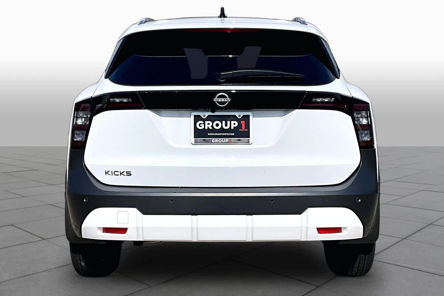 Certified 2026 Nissan Kicks SV FWD image 5