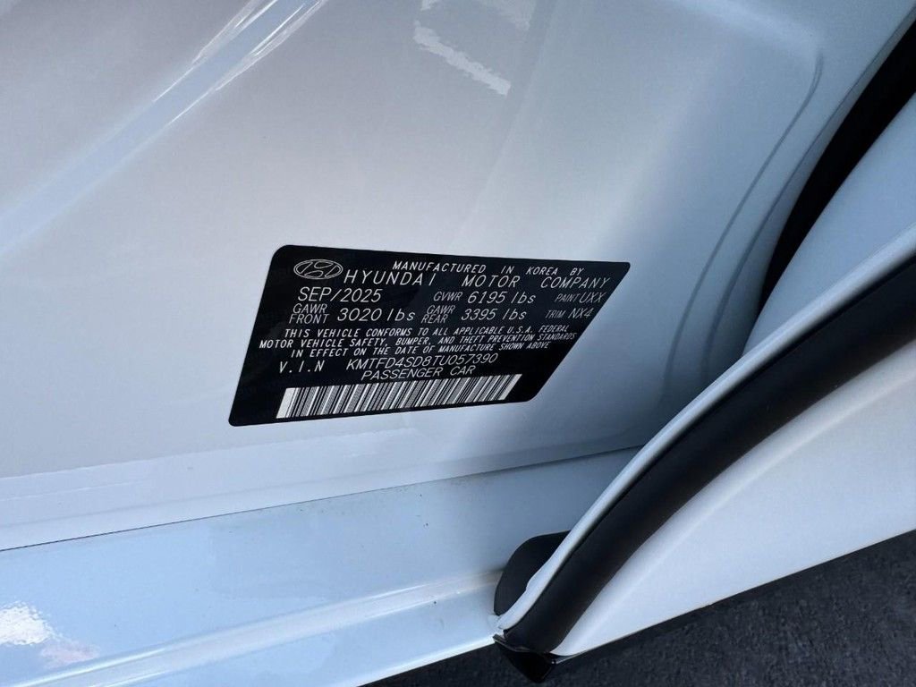 New 2026 Genesis G90 3.5T Prestige image 21