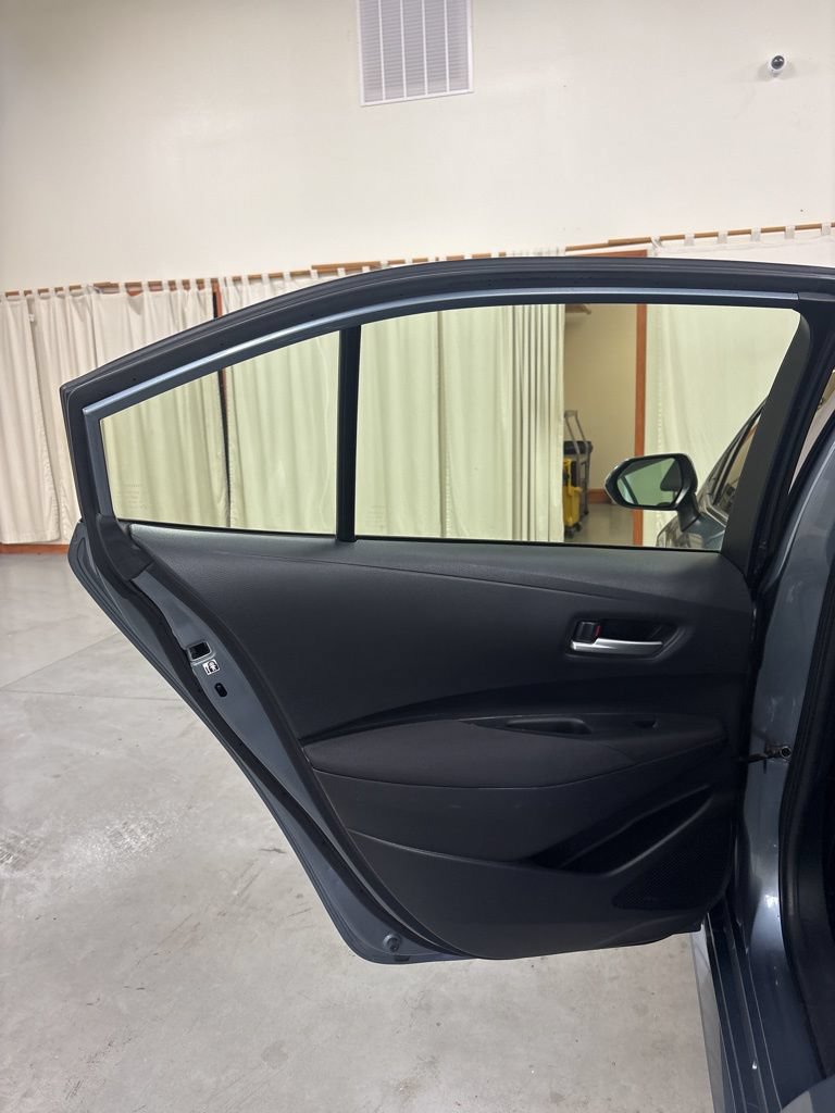 Used 2020 Toyota Corolla LE FWD image 21