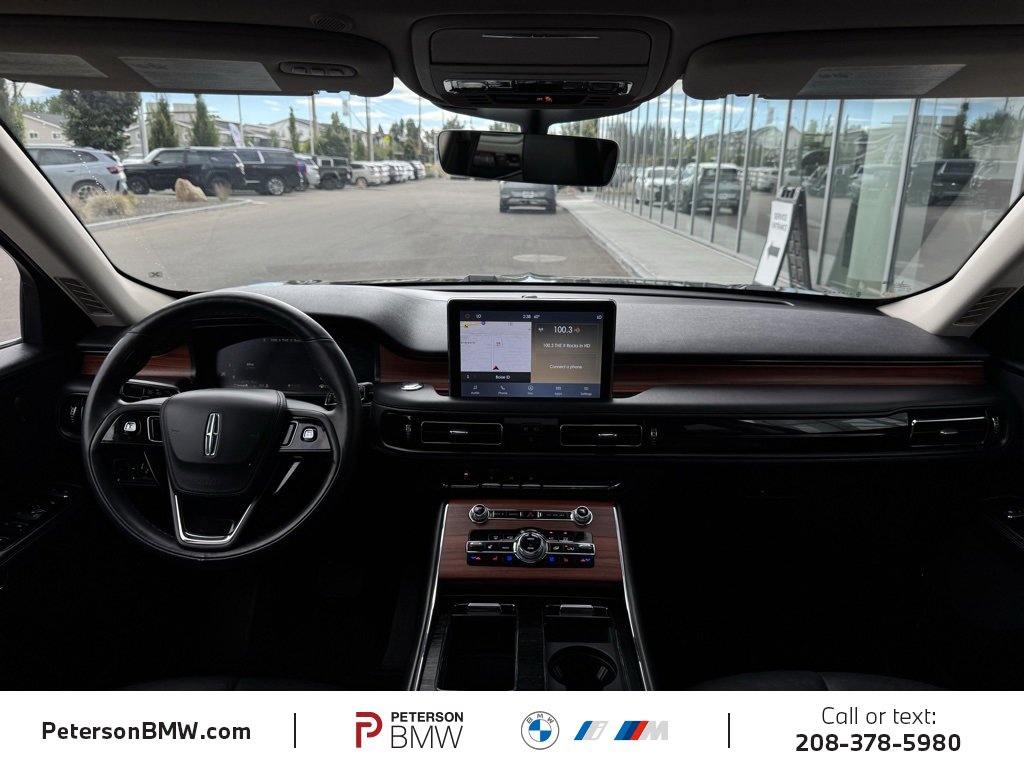 Used 2024 Lincoln Aviator Reserve image 2