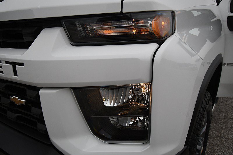 Used 2022 Chevrolet Silverado 2500 Custom AWD/4WD image 25
