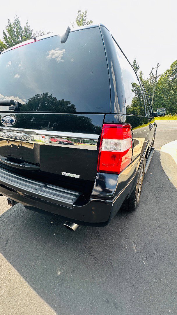 Used 2016 Ford Expedition XLT w/ Equipment Group 201A image 38