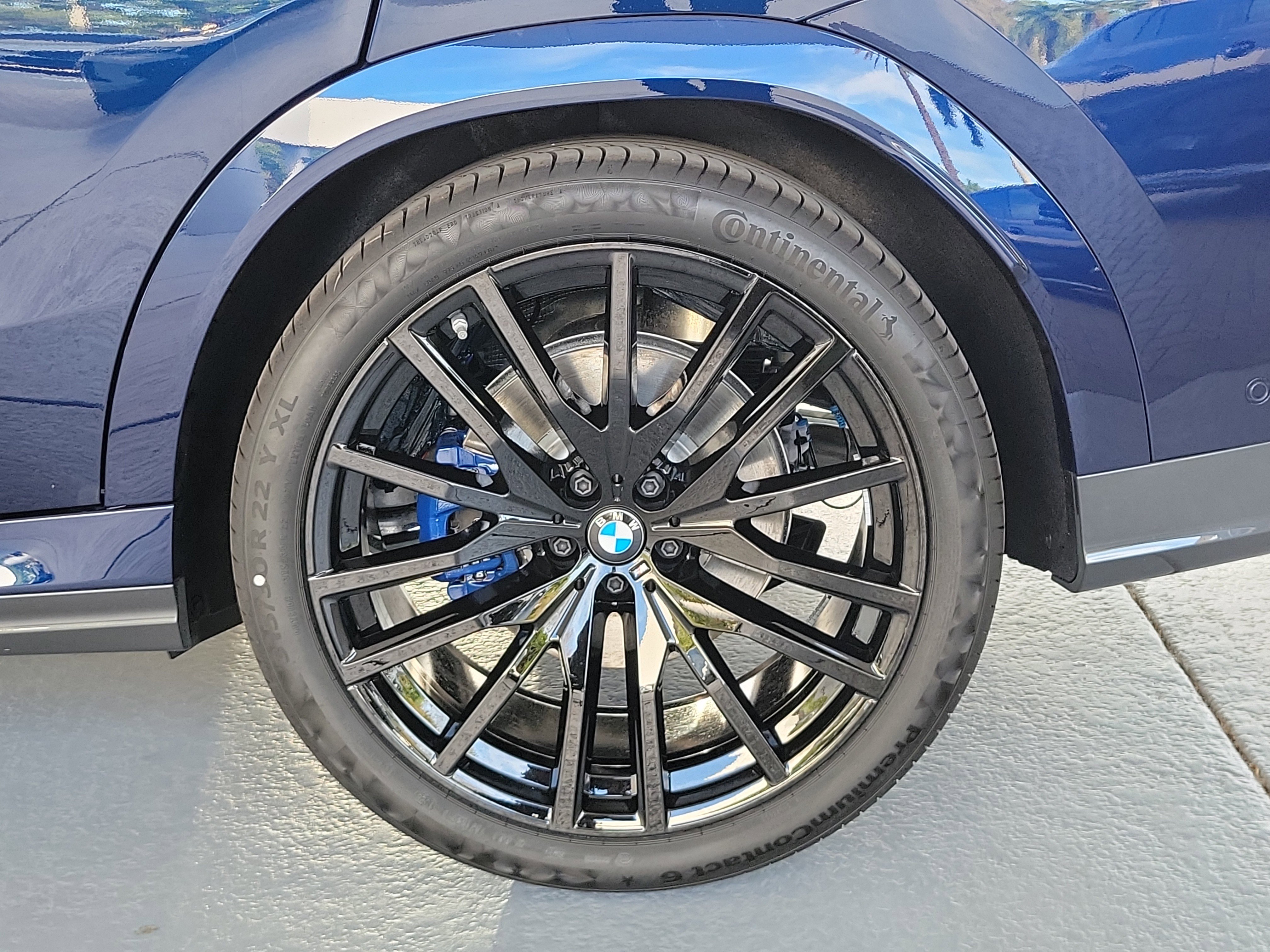New 2027 BMW X6 xDrive40i w/ Premium Package AWD/4WD image 9