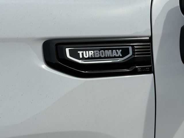 New 2026 GMC Sierra 1500 Elevation image 15