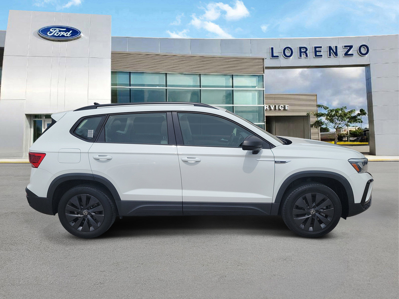Used 2023 Volkswagen Taos S FWD image 4